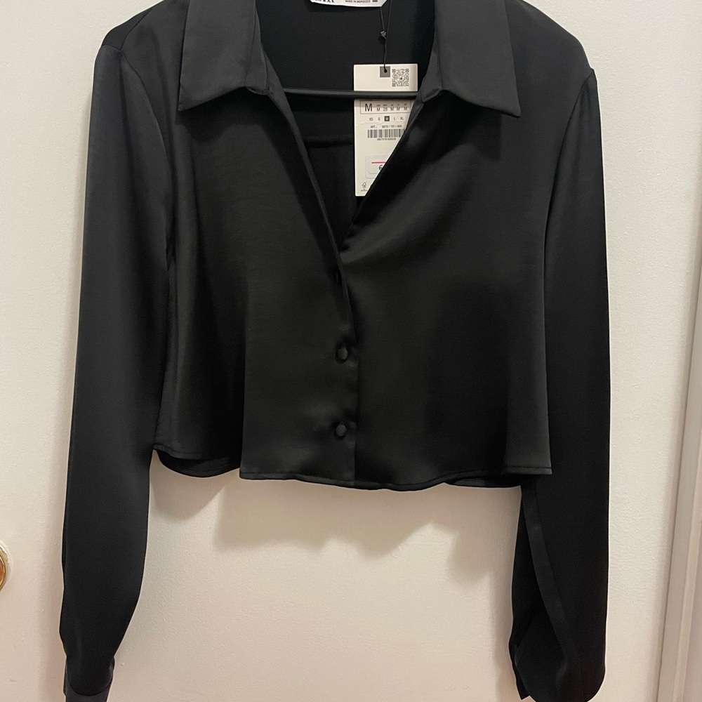 Zara Black Satin Cropped Button-Down Shirt